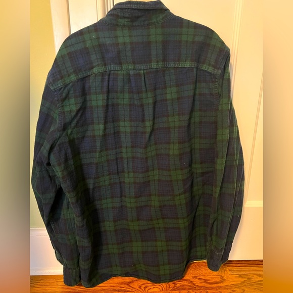 L.L.Bean Scotch Plaid Flannel Shirt Men’s Large L Regular Slightly Fitted - Picture 3 of 5